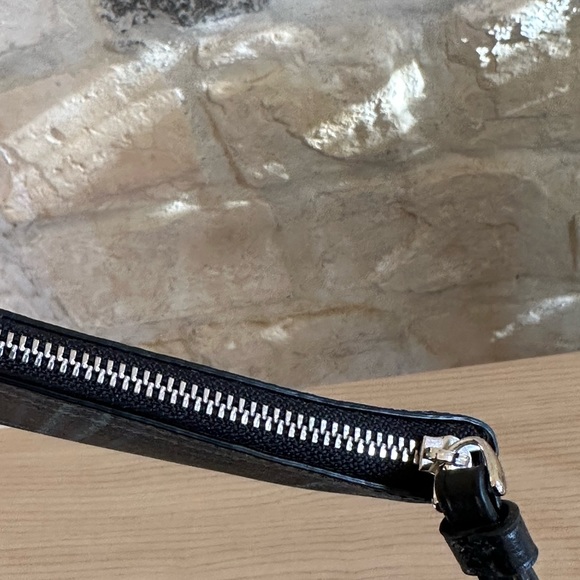 Coach Signature CC Plaid zip city tote handbag&wristlet Authentic NWT - Picture 11 of 14